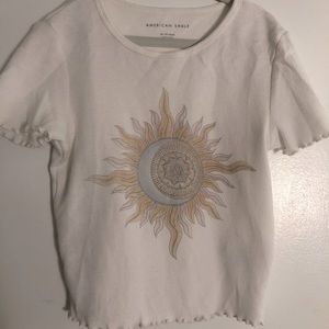 American Eagle Womens Short Sleeve White Shirt size XS - Sun graphic